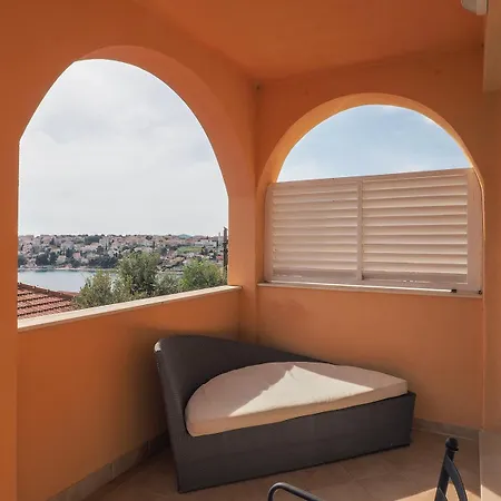 Apartment Apartman Carlo *